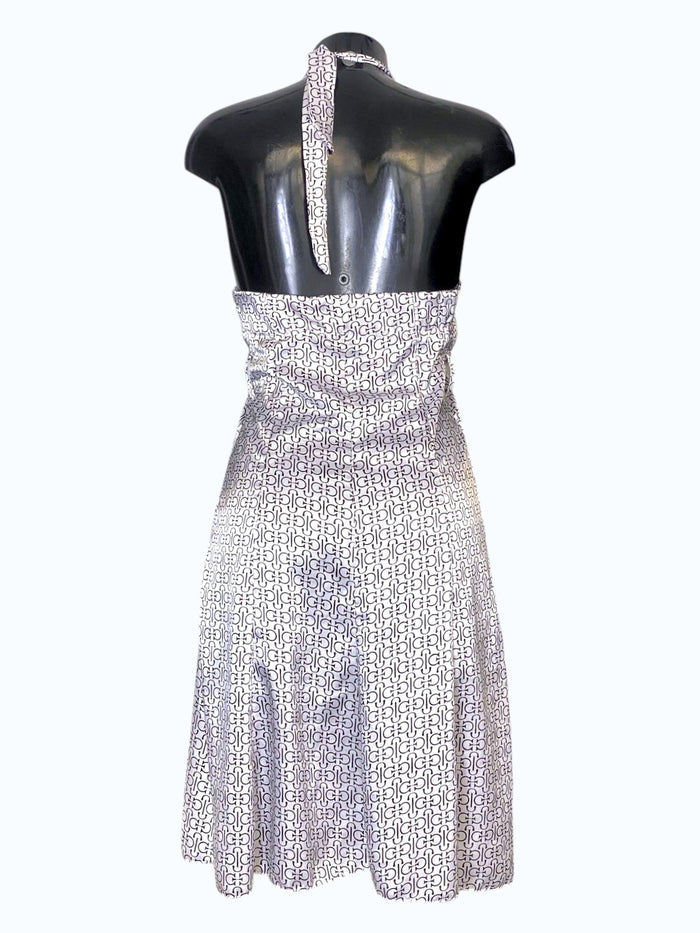 abito backless in fantasia allacciato al collo