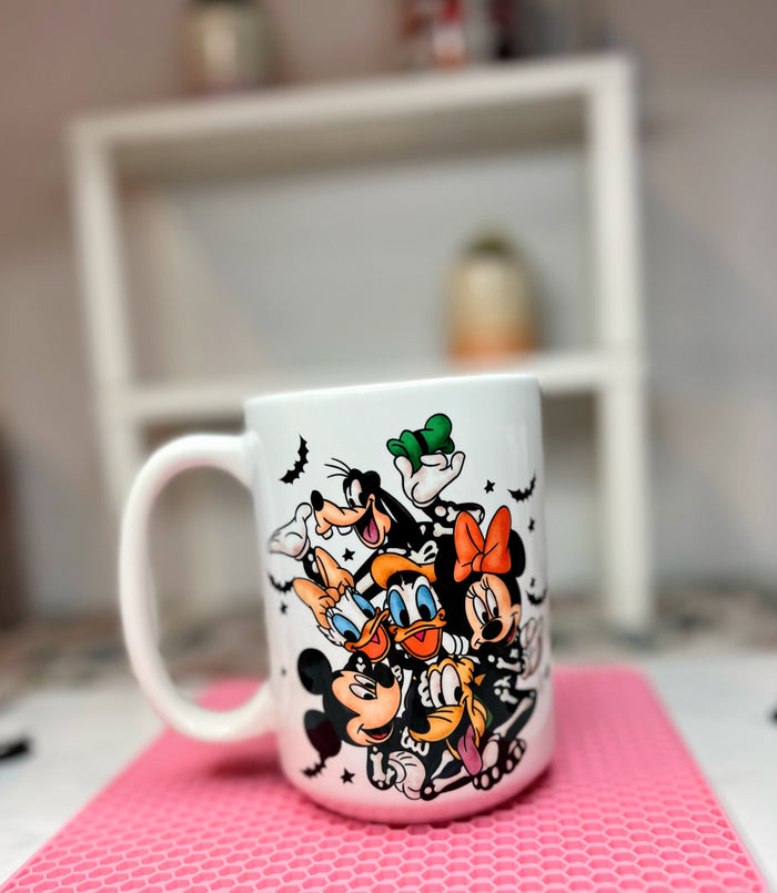 Halloween friends mug