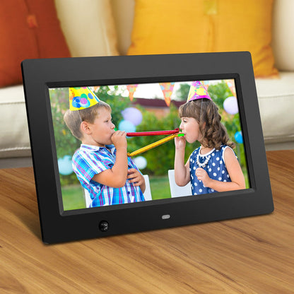 aluratek 10 digital photo frame motion sensor 4gb lifestyle