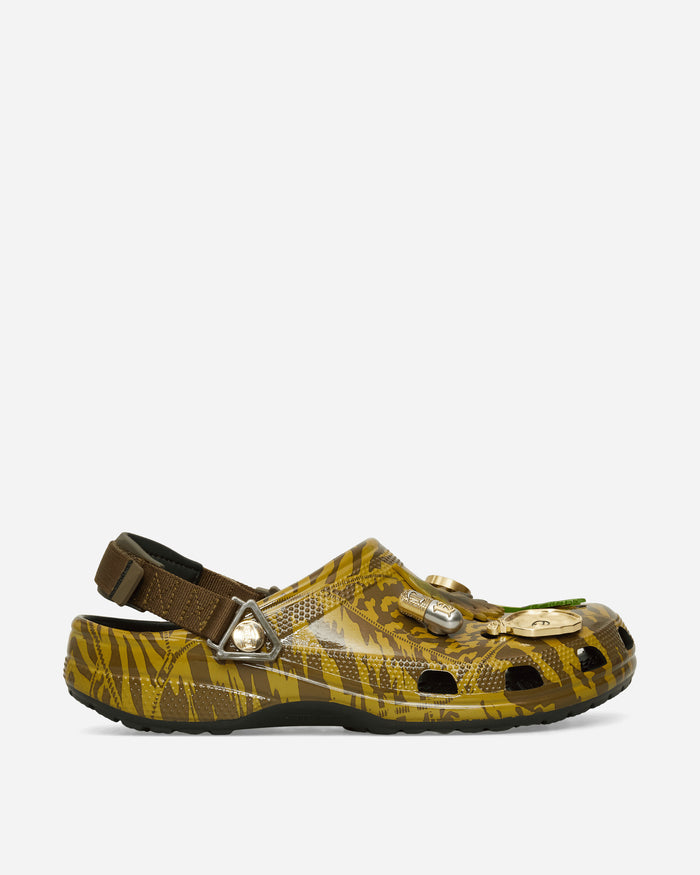 Crocs Aries Arise X Crocs Classic Clog Dark Algae Sandals and Slides Sandals and Mules CR.211060 DKAG