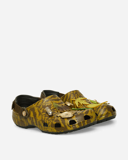Crocs Aries Arise X Crocs Classic Clog Dark Algae Sandals and Slides Sandals and Mules CR.211060 DKAG