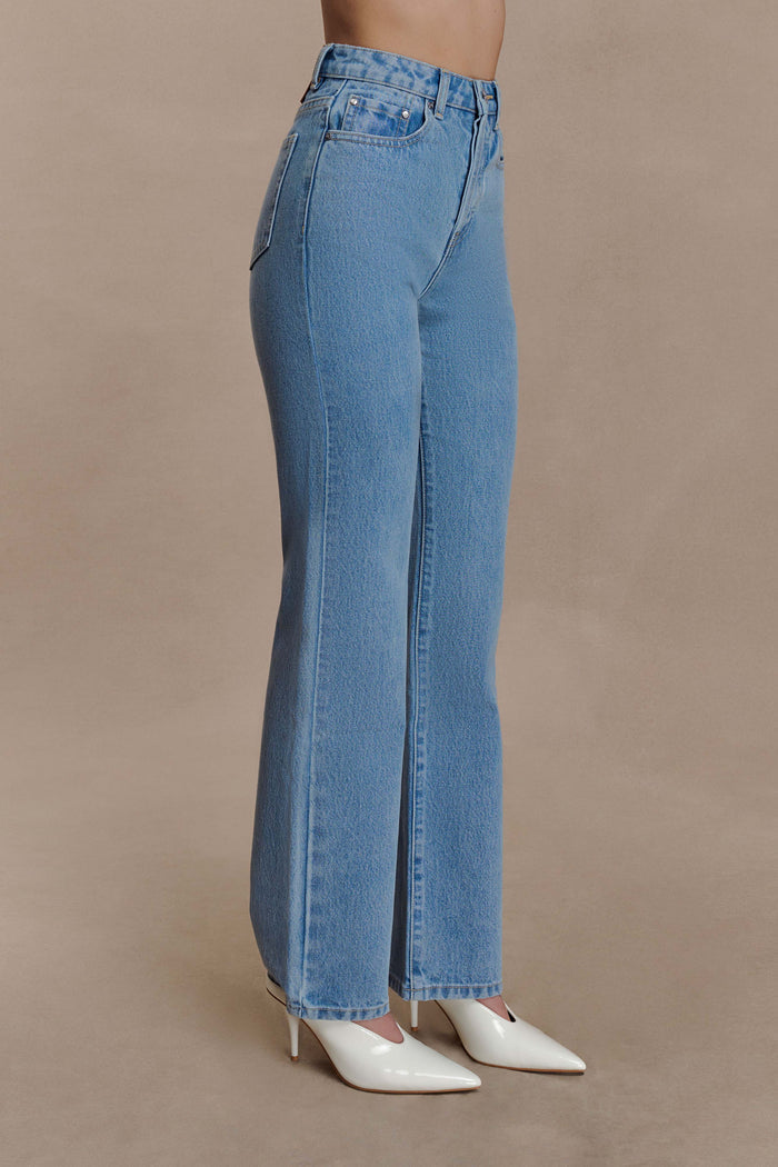 Janine High Waisted Straight Leg Jeans - Classic Blue