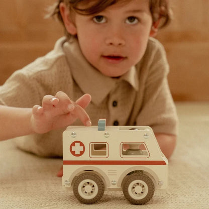 Little Dutch - Ambulance - Mabel & Fox