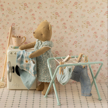 Maileg – Miniature Drying Rack with Pegs