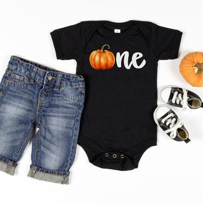 "One Pumpkin" Personalized 1st Birthday Outfit T-shirt/Bodysuit