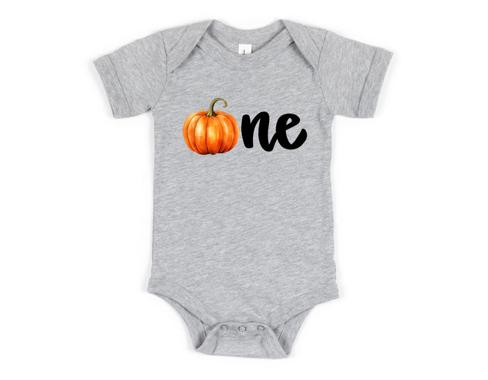 "One Pumpkin" Personalized 1st Birthday Outfit T-shirt/Bodysuit