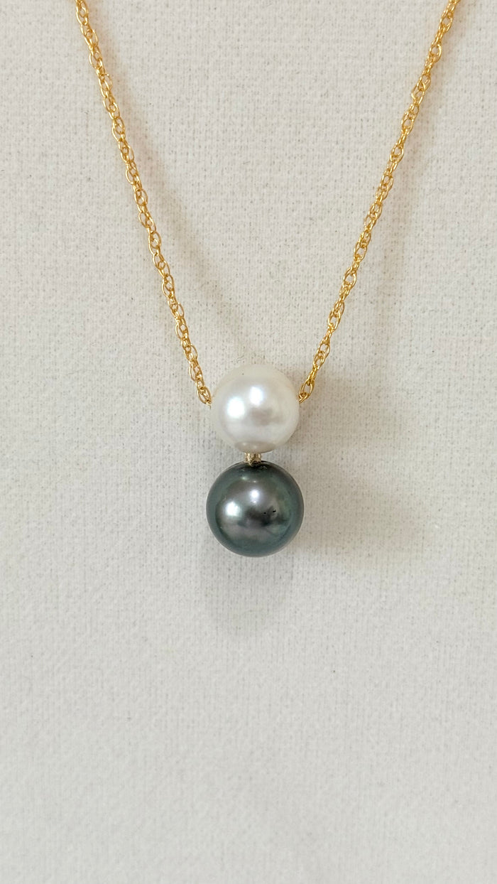 PENDULUM necklace