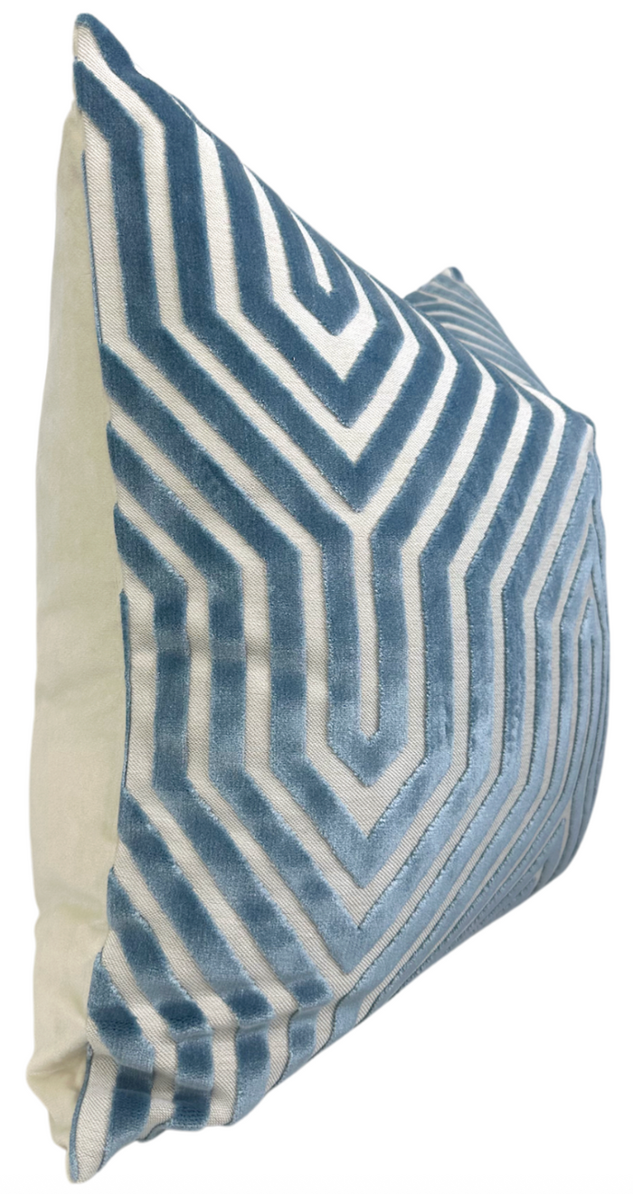 Ready to Ship, 22x22, Vanderbilt Velvet Pillow Cover in Marine Blue