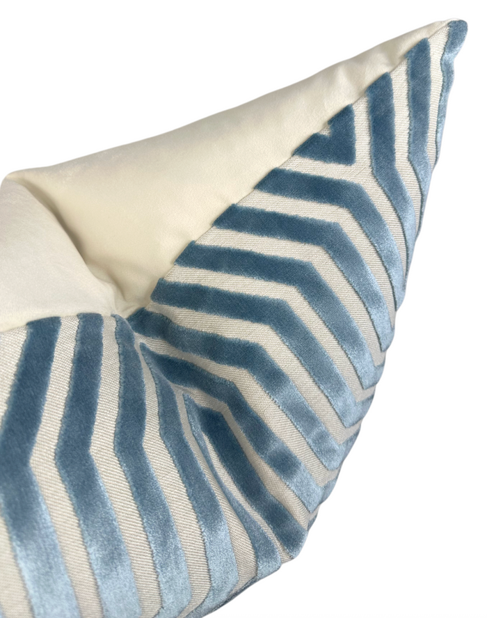 Ready to Ship, 22x22, Vanderbilt Velvet Pillow Cover in Marine Blue