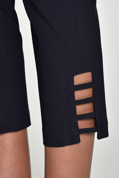 Robell Lena 09 trousers in stretch bengaline with a flattering pull-on fit. Smart, comfortable and easy to wear. Shop now at Dotique.