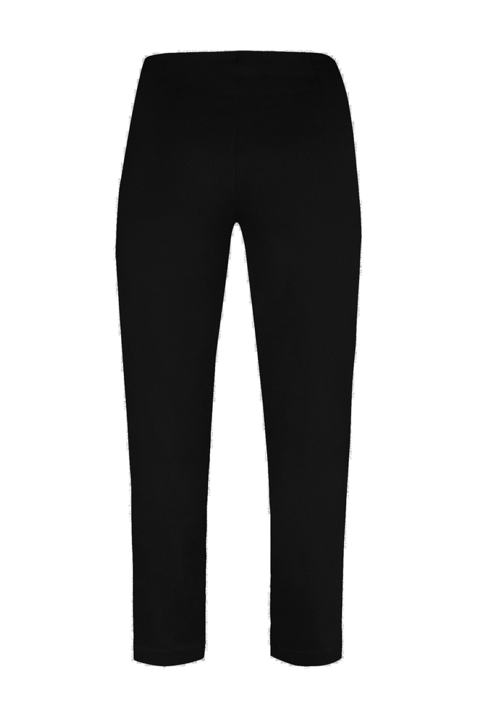 Robell Lena 09 trousers in stretch bengaline with a flattering pull-on fit. Smart, comfortable and easy to wear. Shop now at Dotique.