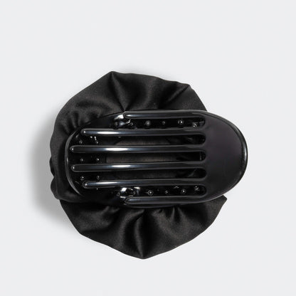 KITSCH Satin Rosette Flat Cloud Clip Black Medium — product detail