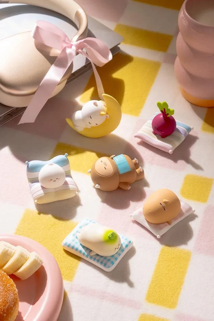 Smoko Friends Sleeping Blind Box Figure