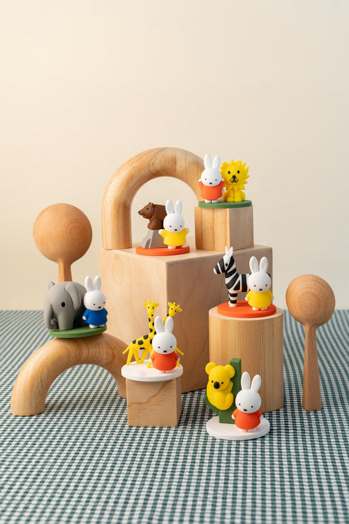 Smoko Miffy Goes to the Zoo Blind Box Figure